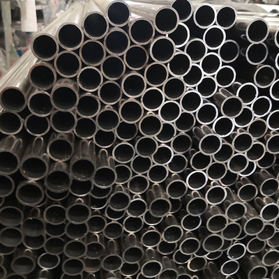 İyi bir fiyat. Dekorasyon için Alaşım Kaynaklı Paslanmaz Çelik Boru Boru 5mm 304 300 Serisi çevrimiçi